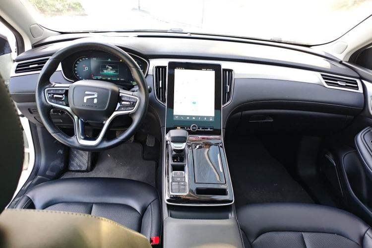 Used Rising ER6 2020 620 km Smart Drive Version Center Console