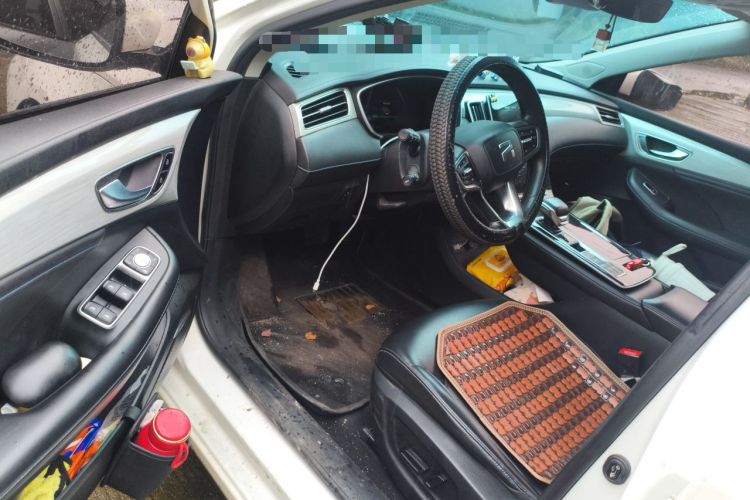 Used Rising ER6 2020 620 km Smart Edition Driver Seat