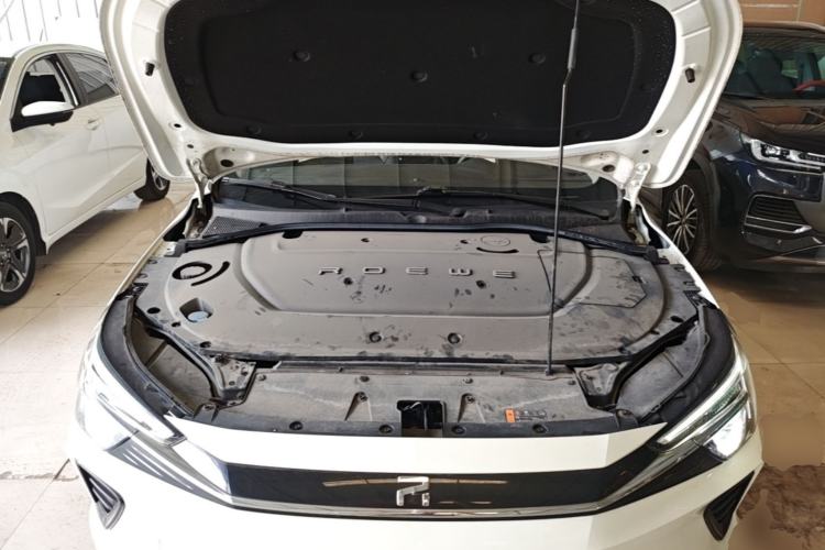 Used Rising ER6 2020 620 km Smart Drive Version Engine Bay