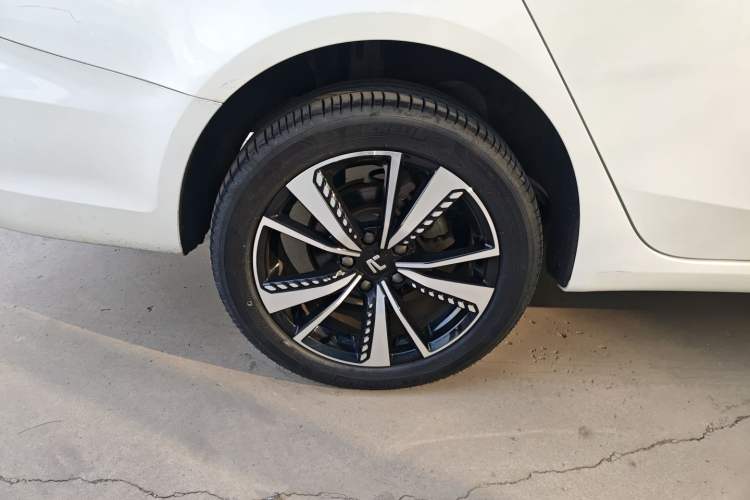 Used Rising ER6 2020 620 km Smart Drive Version Exterior 5