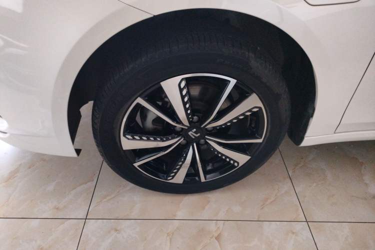 Used Rising ER6 2020 620 km Smart Edition Exterior 7