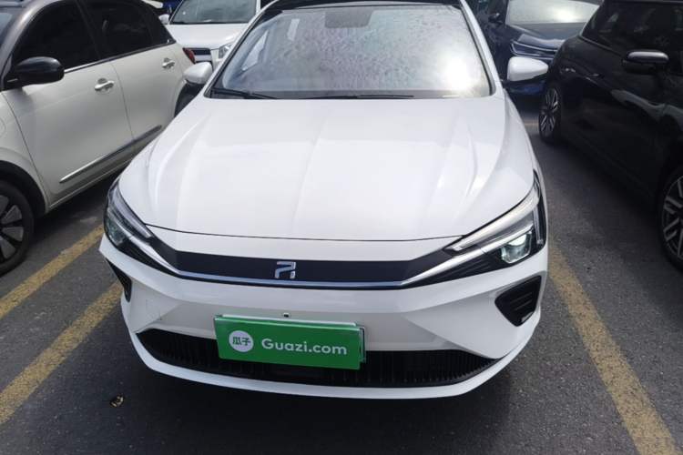 Used Rising ER6 2020 620 km Smart Edition Front