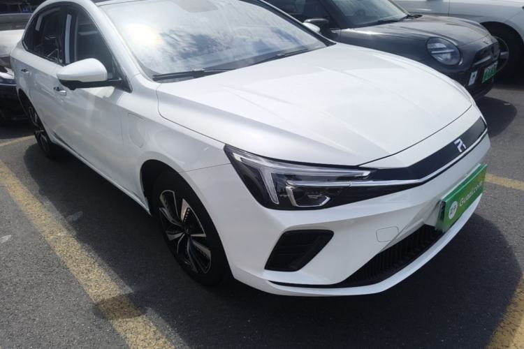 Used Rising ER6 2020 620 km Smart Edition Front Right 45 Deg