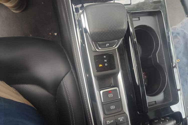 Used Rising ER6 2020 620 km Smart Drive Version Gear Lever
