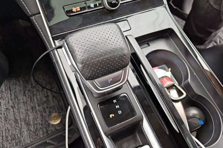Used Rising ER6 2020 620 km Smart Drive Version Gear Lever