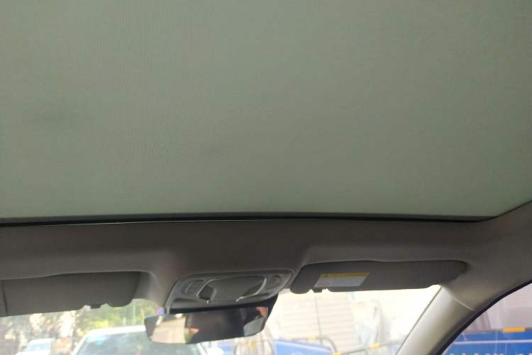 Used Rising ER6 2020 620 km Smart Edition Headliner
