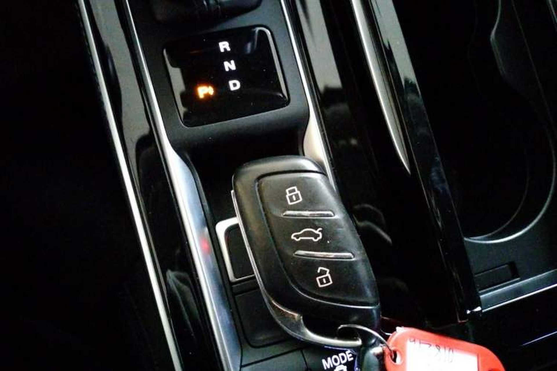 Used Rising ER6 2020 620 km Smart Edition Interior 1