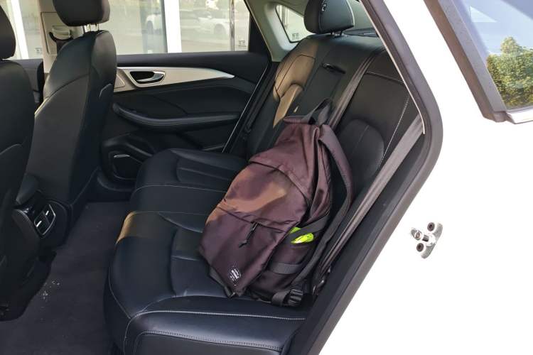 Used Rising ER6 2020 620 km Smart Drive Version Left Rear Seat