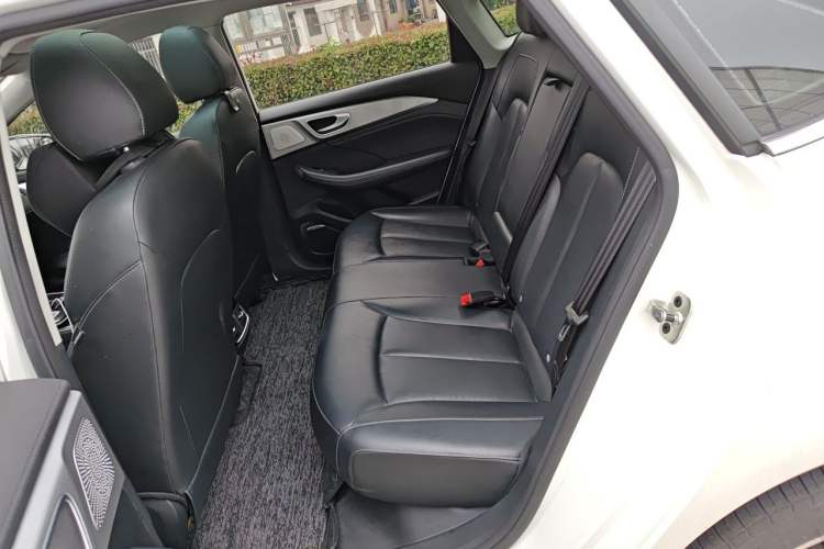 Used Rising ER6 2020 620 km Smart Drive Version Left Rear Seat