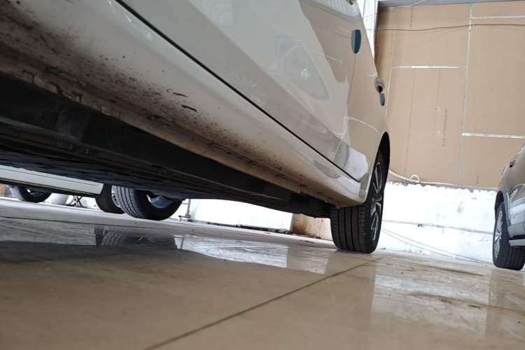 Used Rising ER6 2020 620 km Smart Drive Version Left Side Sill