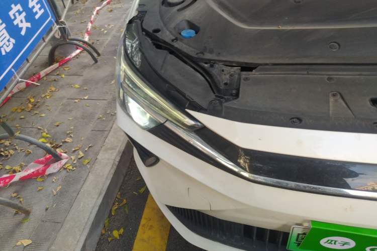 Used Rising ER6 2020 620 km Smart Edition Right Front Headlight