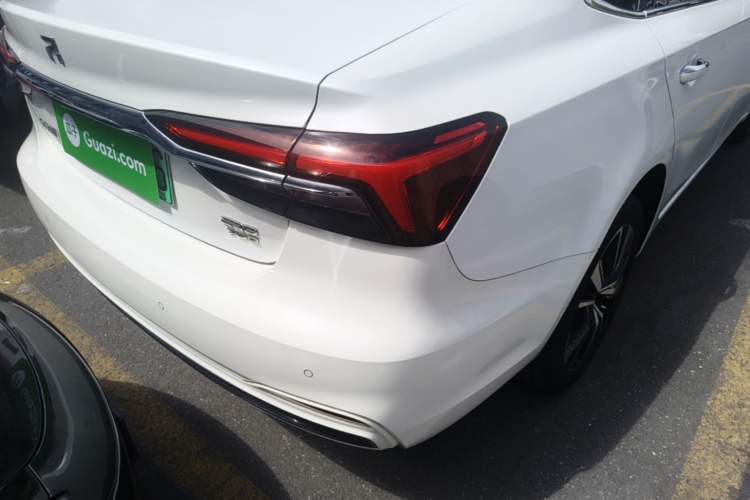 Used Rising ER6 2020 620 km Smart Edition Right Rear Taillight