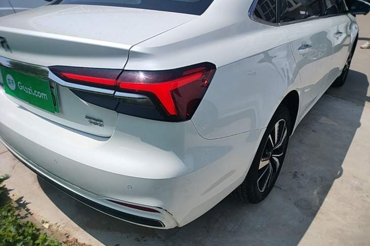 Used Rising ER6 2020 620 km Smart Edition Right Rear Taillight