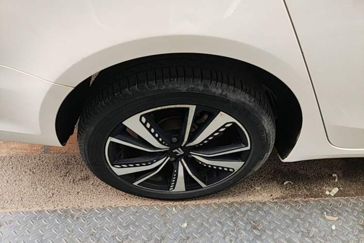 Used Rising ER6 2020 620 km ZhiZun Edition Right Rear Wheel Hub
