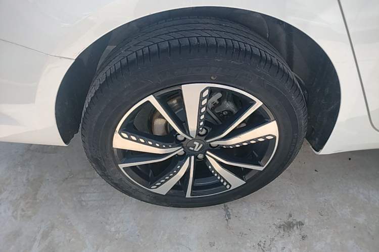 Used Rising ER6 2020 620 km Smart Edition Right Rear Wheel Hub