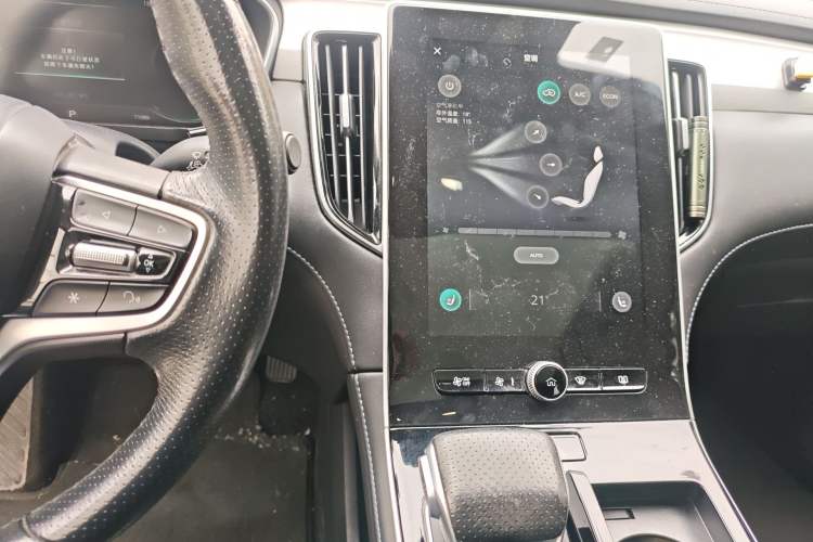 Used Rising ER6 2020 620 km Smart Edition Audio And AC Panel