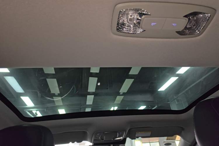 Used Rising ER6 2020 620 km Smart Edition Headliner