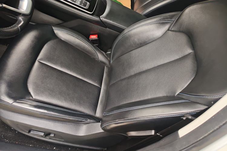 Used Rising ER6 2020 620 km Smart Edition Left Front Seat