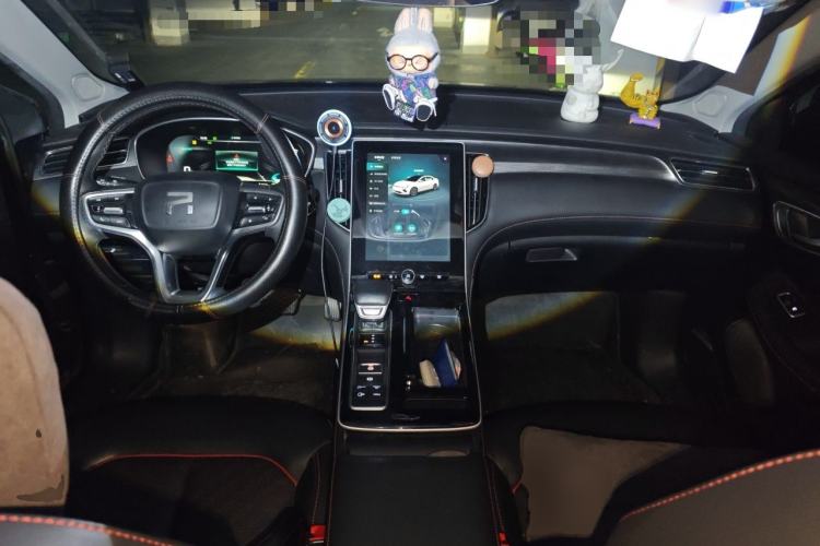 Used Rising ER6 2021 New Dynamic Edition 620km Smart Enjoyment Version Center Console