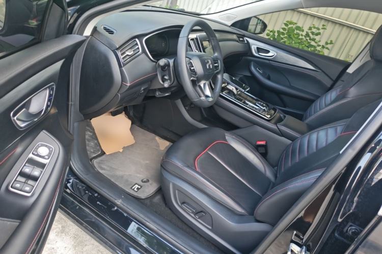 Used Rising ER6 2021 New Dynamic Edition 620km Smart Enjoyment Version Driver Seat