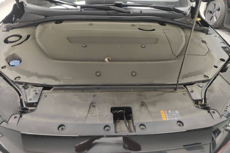 Used Rising ER6 2021 New Dynamic Edition 520km Smart Leading Version Engine Bay