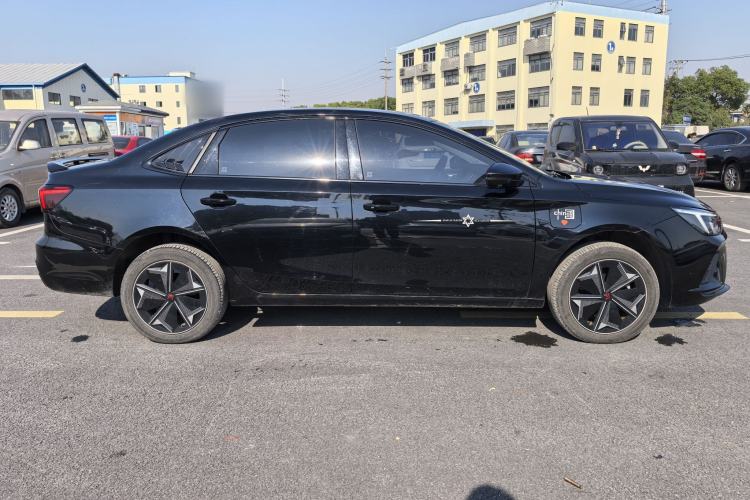 Used Rising ER6 2021 New Dynamic Edition 620km Smart Enjoyment Version Exterior 4