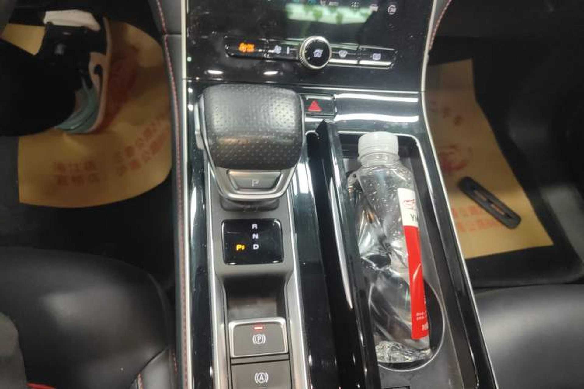 Used Rising ER6 2021 New Dynamic Edition 520km Smart Leading Version Gear Lever
