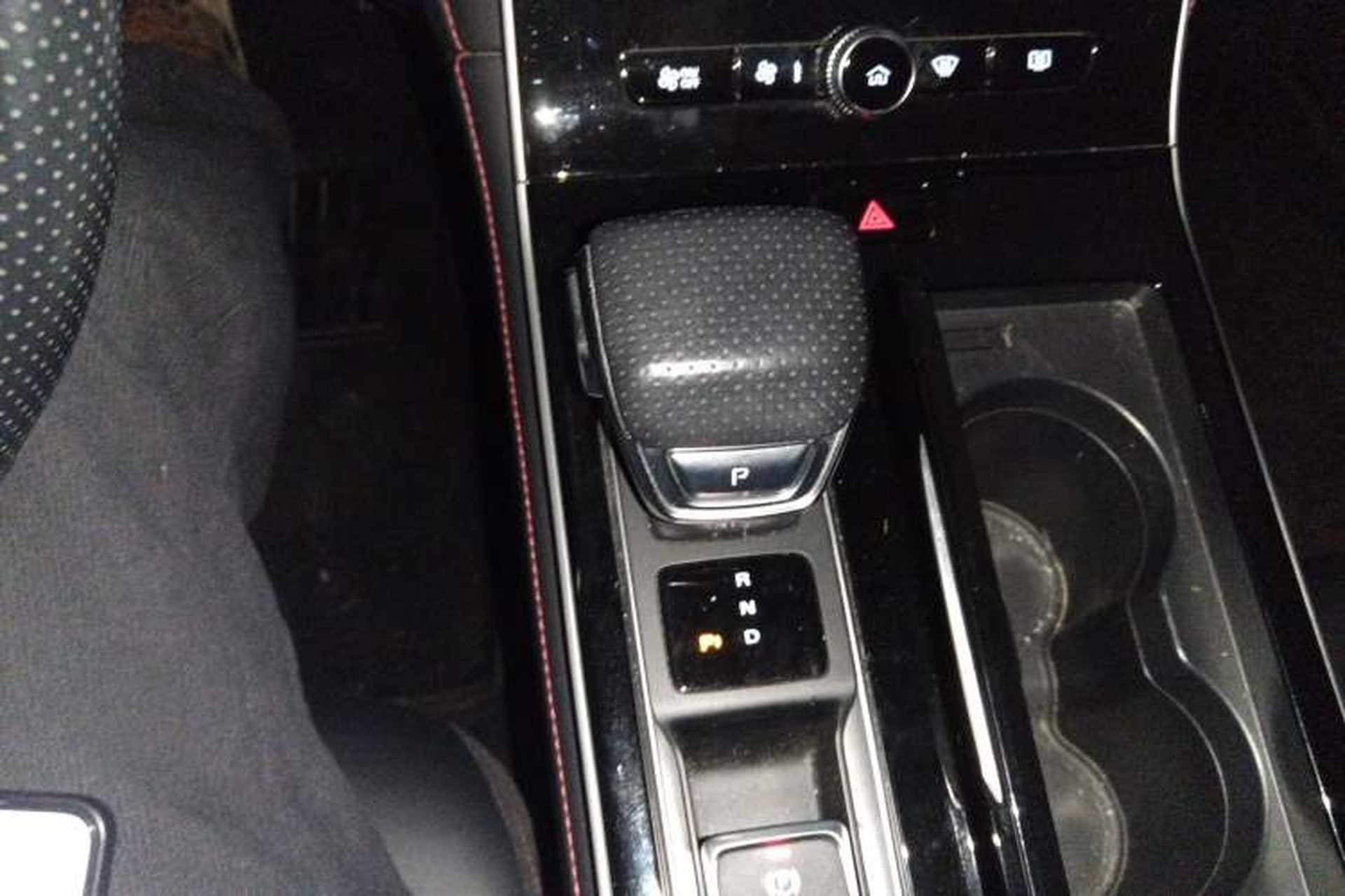 Used Rising ER6 2021 New Dynamic Edition 620km Smart Enjoyment Version Gear Lever