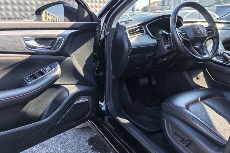 Used Rising ER6 2021 New Dynamic Edition 620km Smart Enjoyment Version Interior 10