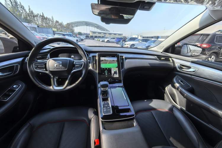 Used Rising ER6 2021 New Dynamic Edition 620km Smart Enjoyment Version Interior 3