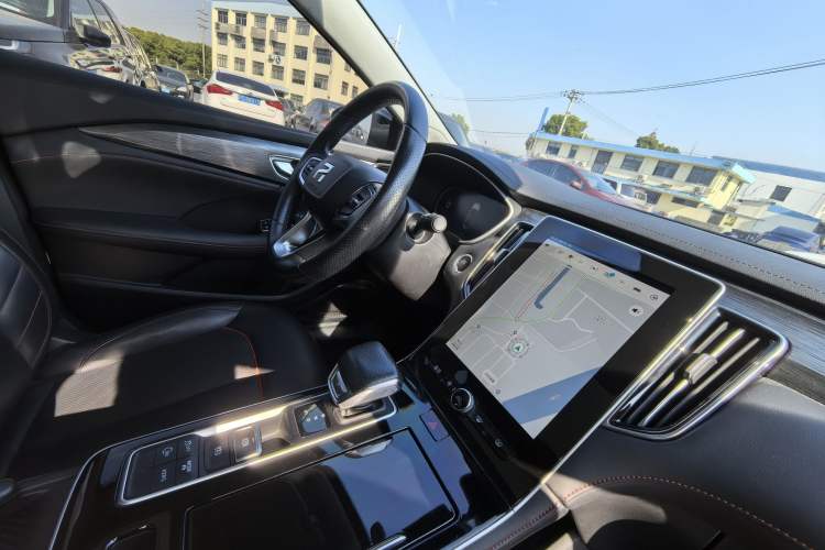 Used Rising ER6 2021 New Dynamic Edition 620km Smart Enjoyment Version Interior 9