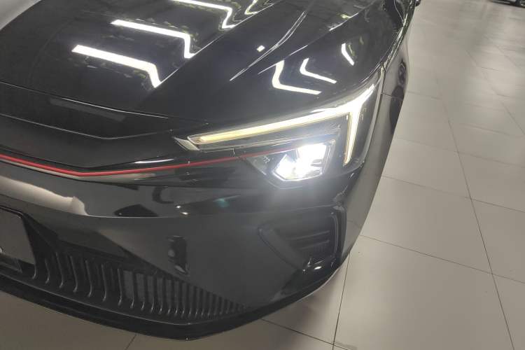 Used Rising ER6 2021 New Dynamic Edition 520km Smart Leading Version Left Front Headlight