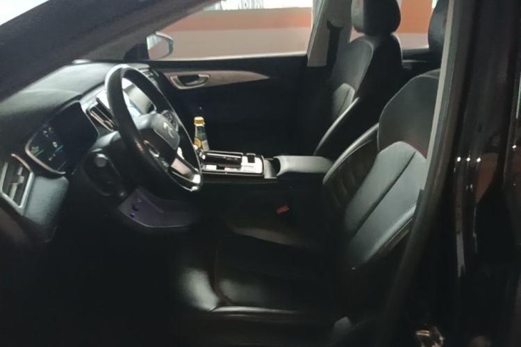 Used Rising ER6 2021 New Dynamic Edition 620km Smart Enjoyment Version Left Front Seat