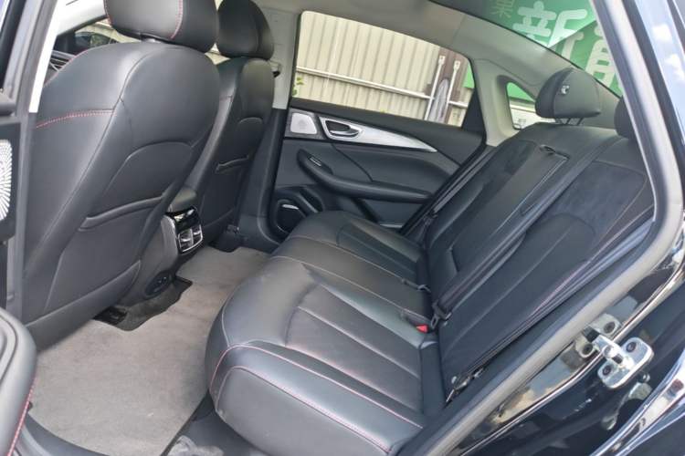 Used Rising ER6 2021 New Dynamic Edition 620km Smart Enjoyment Version Left Rear Seat