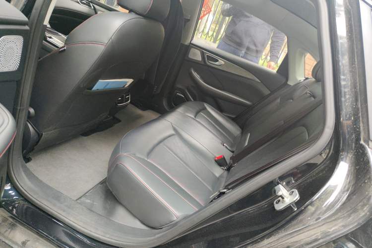 Used Rising ER6 2021 New Dynamic Edition 620km Smart Drive Version Left Rear Seat