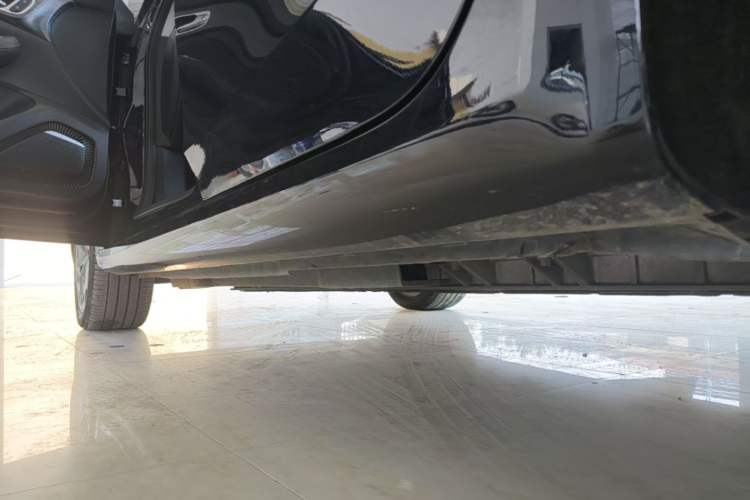 Used Rising ER6 2021 New Dynamic Edition 620km Smart Enjoyment Version Left Side Sill