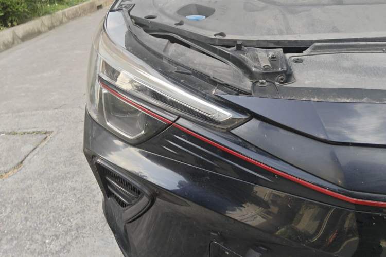 Used Rising ER6 2021 New Dynamic Edition 520km Smart Leading Version Right Front Headlight