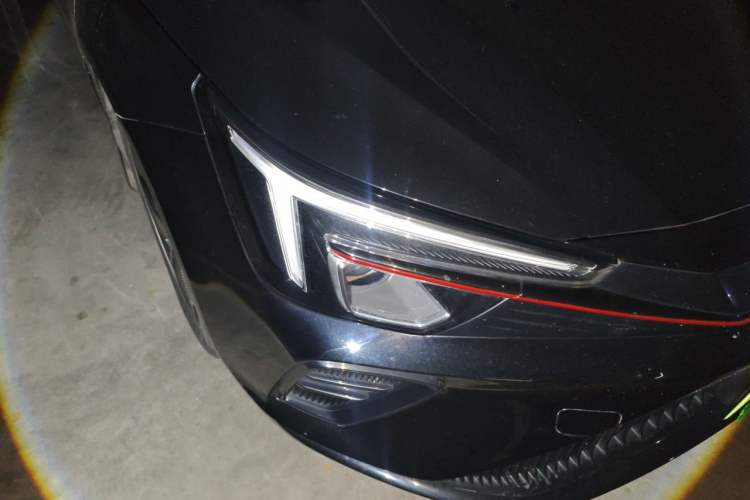 Used Rising ER6 2021 New Dynamic Edition 620km Smart Enjoyment Version Right Front Headlight