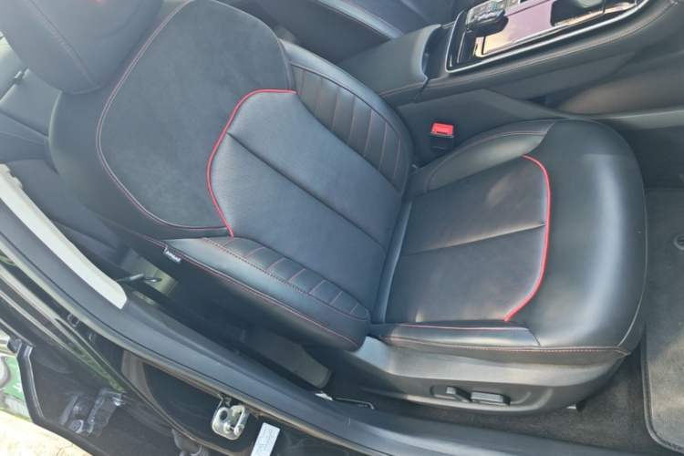 Used Rising ER6 2021 New Dynamic Edition 620km Smart Enjoyment Version Right Front Seat
