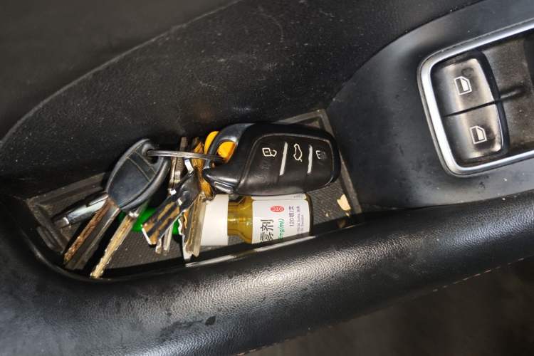 Used Rising ER6 2021 New Dynamic Edition 620km Smart Enjoyment Version Vehicle Key