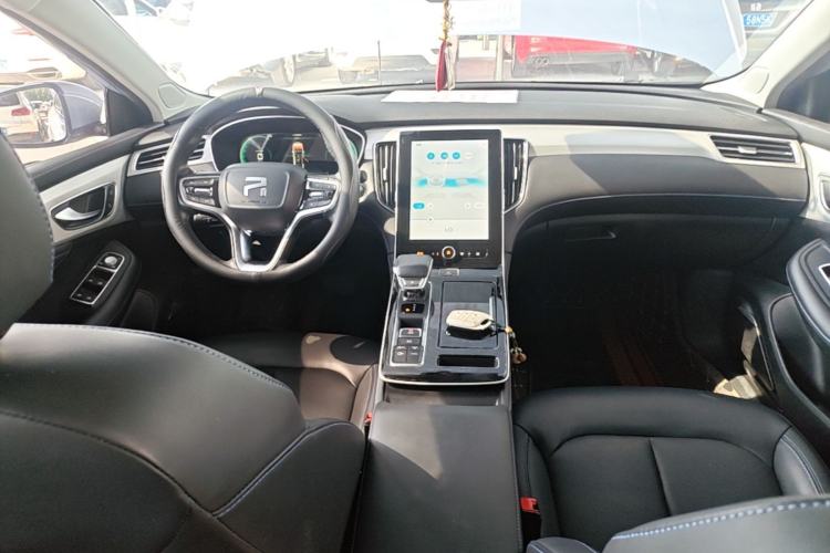 Used Rising ER6 2021 New Dynamic Edition 620km Smart Enjoyment Version Center Console