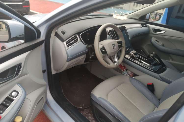 Used Rising ER6 2021 New Dynamic Edition 620km Smart Enjoyment Version Driver Seat