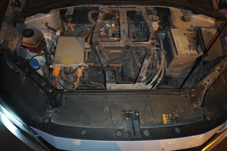 Used Rising ER6 2021 New Dynamic Edition 520km Smart Leading Version Engine Bay