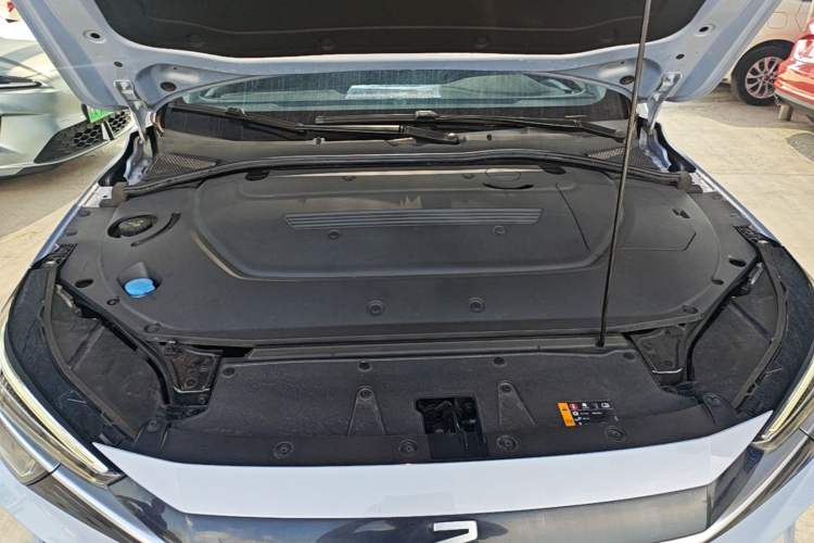 Used Rising ER6 2021 New Dynamic Edition 620km Smart Enjoyment Version Engine Bay