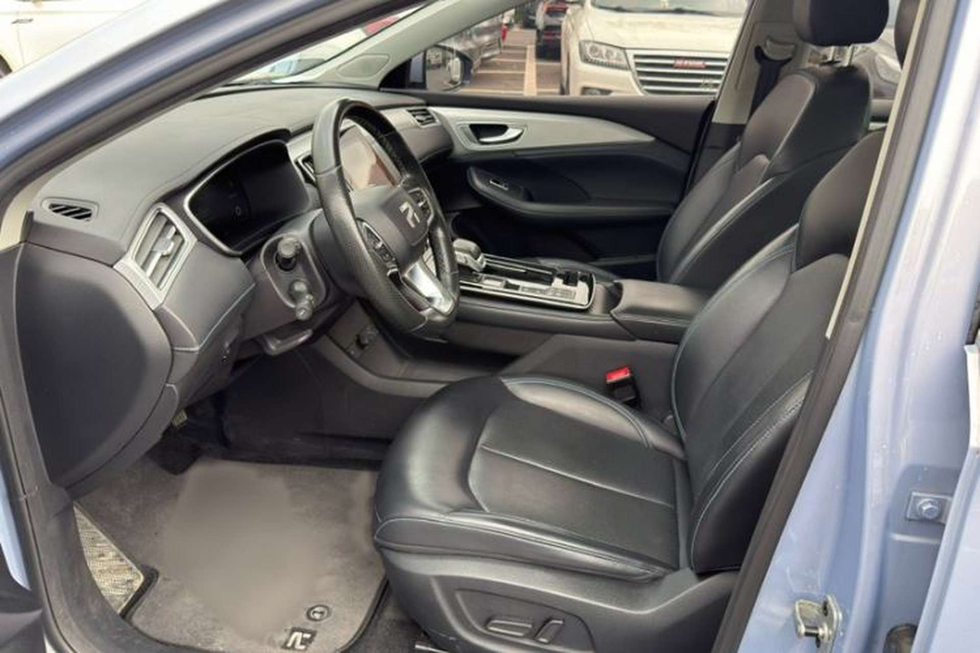 Used Rising ER6 2021 New Dynamic Edition 620km Smart Enjoyment Version Interior 2