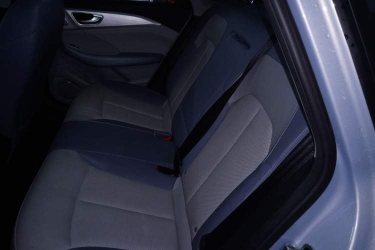 Used Rising ER6 2021 New Dynamic Edition 620km Smart Enjoyment Version Interior 4