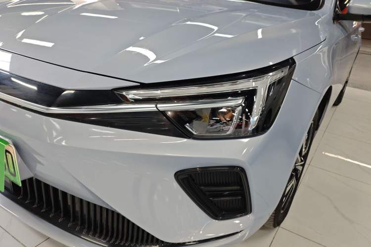 Used Rising ER6 2021 New Dynamic Edition 620km Smart Drive Version Left Front Headlight