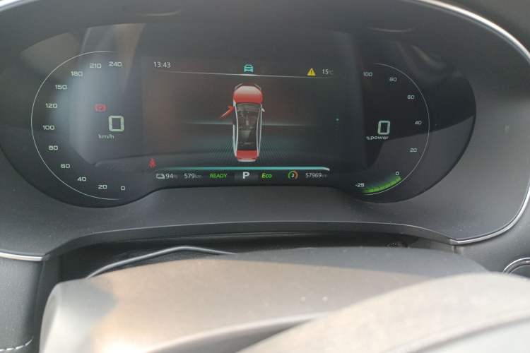 Used Rising ER6 2021 New Dynamic Edition 620km Smart Drive Version Odometer Close Up