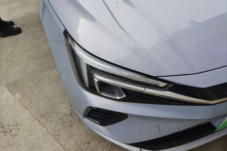 Used Rising ER6 2021 New Dynamic Edition 620km Smart Enjoyment Version Right Front Headlight
