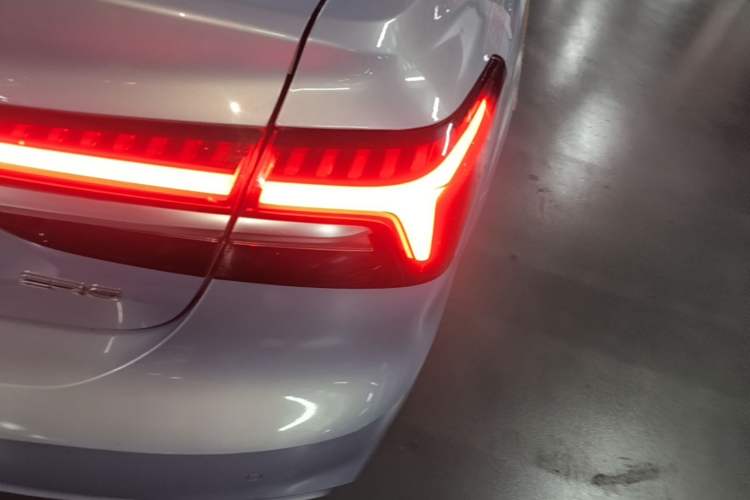 Used Rising ER6 2021 New Dynamic Edition 520km Smart Leading Version Right Rear Taillight